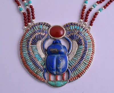 Collana con ciondolo in argento egiziano, scarabeo, faraone, turchese, corall... - Immagine 1 di 4