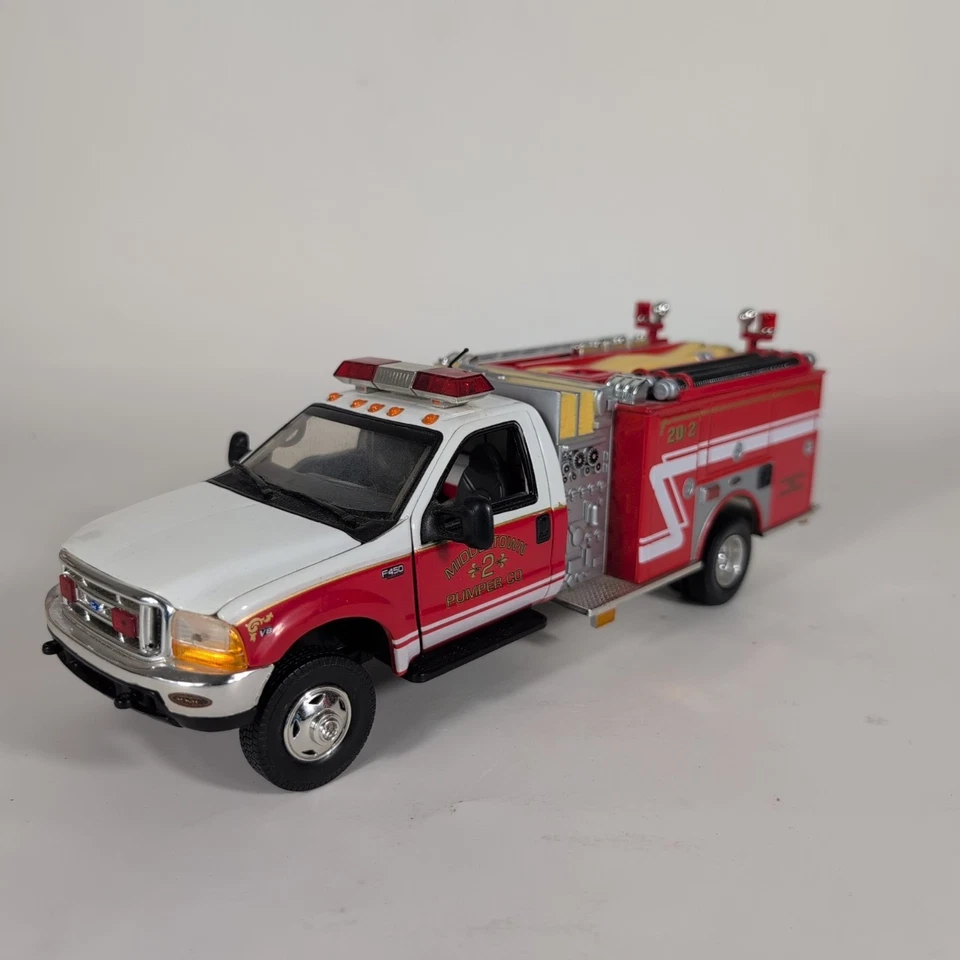 Matchbox 1999 Ford F-450 F-Series 1:24 Diecast KME Middletown Fire Department - Image 1 of 4