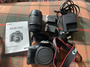 Canon EOS 100D 18,0 megapixel fotocamera reflex digitale - (kit con obiettivo EF-S 18-55 mm) e borsa - Foto 1 di 11