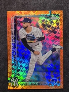 Devin Williams - 2025 Topps Chrome Orange Logofractor /25 SP #153 YANKEES - Picture 1 of 2