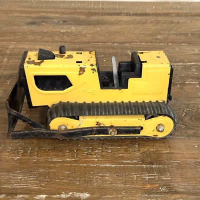 VTG 1970s Tonka Toys Caterpillar T-6 Bulldozer - Pressed Steel - MISSING 1 TRACK - Image 1 of 4