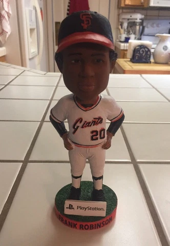 San Francisco Giants 2017 Frank Robinson SGA Bobblehead 09/13 Vs Dodgers Cover