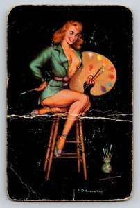 Tarjeta de canje rubia pinup bustosa pintor en taburete intercambio de cartas artista de cartas - Imagen 1 de 2