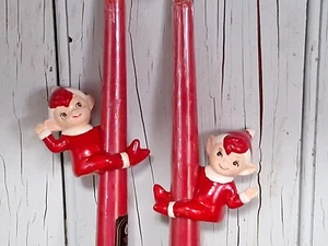 Vintage Lefton Natale Anni 50 Rosso ELF Candela Huggers Kitsch Adorabile Set - Foto 1 di 12