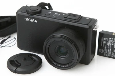 Sigma DP1 Merrill Set funktionstüchtig - Bild 1 von 4