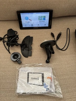 GARMIN NAVIGATION DRIVESMART 60 LMT GPS UNIT 6" SCREEN WITH TRAFFIC - Image 1 of 4