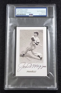 1993 JOE DIMAGGIO Signed Pinnacle LE Card-HALL OF FAME-NEW YORK YANKEES-PSA - Picture 1 of 5