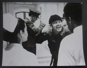 B & W PRESS PHOTO JACK NICHOLSON "ONE FLEW OVER THE CUCKOOS NEST  FREE SHIPPING - Picture 1 of 1