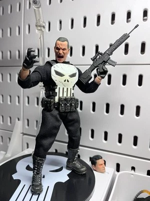 The Punisher Custom Head Sculpt & Clothes set 1/12 Action Figure replic Mezco - Image 1 of 4