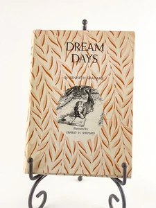 Dream Days Kenneth Grahame - Hardcover with DJ 1930 - Picture 1 of 8