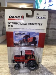 International IH 3688 Traktor Ertl Die-Cast Maßstab 1:64 - Bild 1 von 6