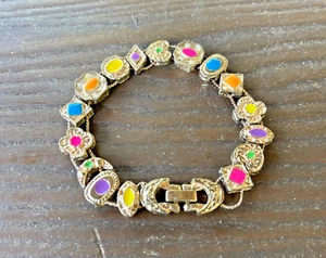 Goldfarbenes Metall Schiebe Charm Victorian Revival Armband 7" Vintage - Bild 1 von 6