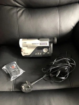 Enregistreur vidéo Hitachi x500 VM-E360E testé et fonctionnel - Photo 1/4