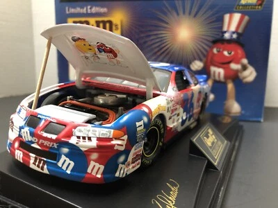 1 of 3,120 #36 Ken Schrader Patriotic M&M's 2000 Pontiac Grand Prix 1:24 Revell  - Image 1 of 4