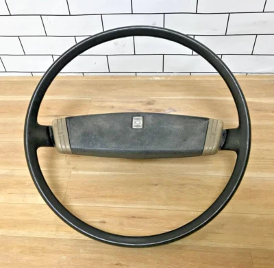 Datsun B210 Honeybee Steering Wheel 75 76 77 Genuine Used JAPAN — 第 1/4 张图片