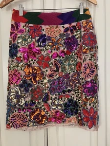 Maeve Anthro bestickt mit glitzerndem Bart Blumenmuster Minirock Gr. 2P - Bild 1 von 10