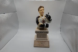 Joe Thornton AUTO Mini-Bust Upper Deck Classic Portraits with Box - Bild 1 von 17