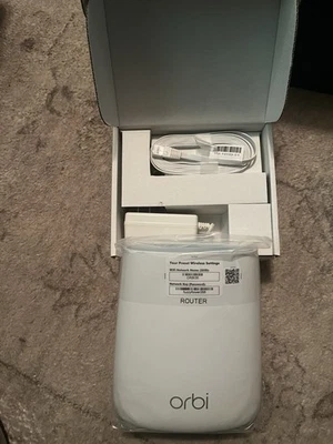 NETGEAR RBR20 Orbi Whole Home MeshReady WiFi Router - Image 1 of 4