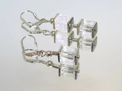 Ohrschmuck Ohrhänger Ohrstecker Perlen Quarz weiß Modeschmuck  - Bild 1 von 4