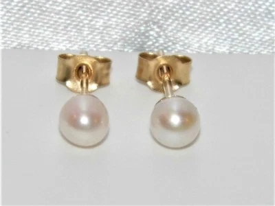 9ct Gold Real Cultured Pearl Ladies Stud Earrings - UK Made — 第 1/4 张图片