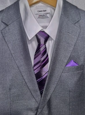 Новый с Ярлыками Мужская Armani Collezioni в полоску шелковый галстук оттенки фиолетовый, фиолетовый и серый - Изображение 1 из 4