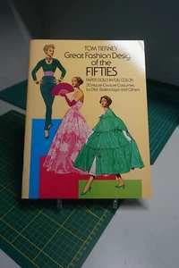 Great Fashion Designs of the Fifties Paper Dolls: 30 Haute Couture Costumes by D - Imagen 1 de 1