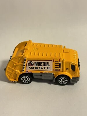 2006 Matchbox DIE-CAST Industrial Yellow Trash Garbage TitanTruck #36 rare - Image 1 of 4