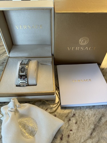 OROLOGIO VERSACE NUOVO CON SCATOLA SWISS MADE ACCIAIO INOX 30M ES099 928001 0967
