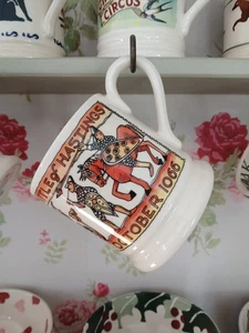 Emma Bridgewater pottery Battle Of Hastings 1066 950th Anniversary Mug BNIB - Picture 1 of 8