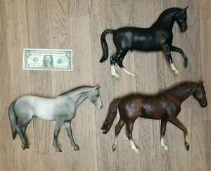 Vintage 1992 Breyer #491192 Sears Holiday Quiet Foxhunters Complete Horse Set - Picture 1 of 2
