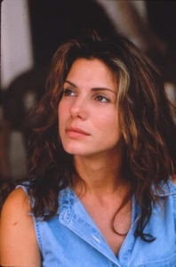 SANDRA BULLOCK - HOPE FLOATS - ORIGINAL PUBLICITY SLIDE #2 - Picture 1 of 1