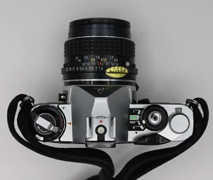 Pentax ME 35mm SLR + obiettivo Pentax-M 50mm f/1.4 - Vintage, testato e funzionante - Foto 1 di 20