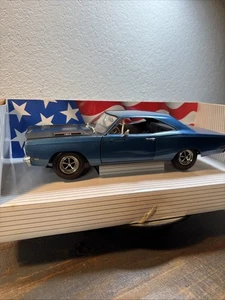 American Muscle ERTL 1969 Plymouth Road Runner 1:18 Diecast - Picture 1 of 11