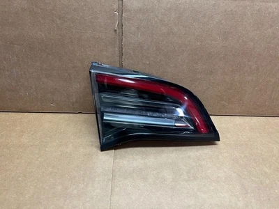 OEM 2021 2022 2023 TESLA MODELO 3/Y LED LUZ TRASERA MALETERO MONTADO IZQUIERDA IZQUIERDA ¡BONITO!! Foto 1 de 4