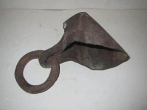  ANTIQUE WROUGHT IRON HAND FORGED MADE BLACKSMITH MADE 2" LOOP POST Shackle - Picture 1 of 1