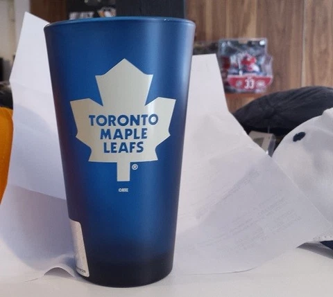 NHL Toronto Maple Leafs 16oz Color Frosted Pint Glass Cover