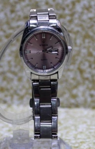 WWOOR LADIES QUARTZ STAINLESS STEEL WR-8804 WATCH DAY/DATE WORKS & NEW BATT. - Picture 1 of 9
