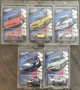 Hot Wheels Silver Series 2025 Walmart Exclusive BMW M Cars Set With Protectors - Picture 1 of 6