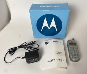 Vintage Motorola 120T Silver Cell Phone - Picture 1 of 13