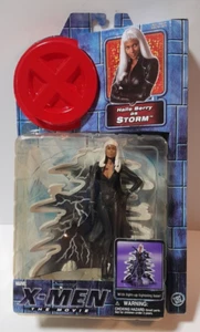 ToyBiz Marvel X-Men Movie Storm Halle Berry 6" Actionfigur neu versiegelt 2000 - Bild 1 von 3