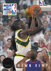1993-94 Skybox Premium #17 - Shawn Kemp - Picture 1 of 2