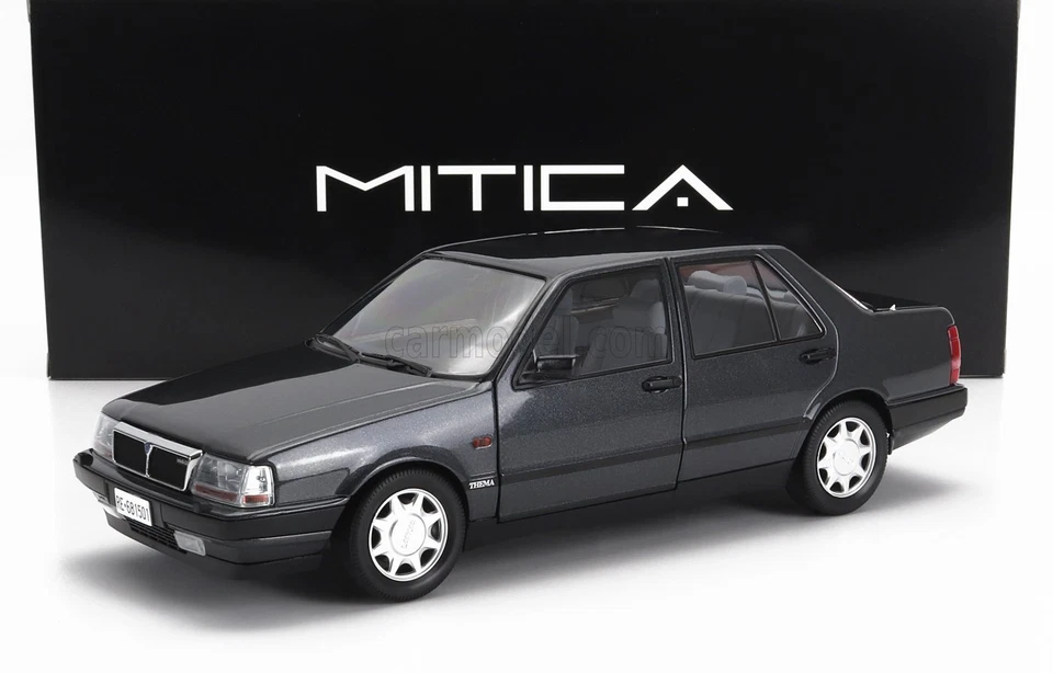MODELLINO AUTO STATICO DIECAST LANCIA THEMA TURBO 16V LX 2S 1991 NERO SCALA 1/18 - Immagine 1 di 4