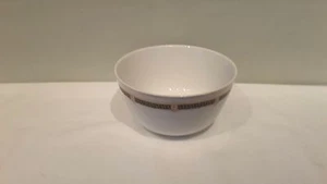 A Wedgwood & Co Greek Key Imperial Porcelain Rice/Cranberry Bowl 5 3/4" - Picture 1 of 6