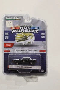 Greenlight Hot Pursuit Texas Department Of Public Safety 1982 Ford Mustang SSP  - Picture 1 of 2
