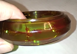 Bracciale spesso AS-IS vintage succo di mela verde bachelite - Foto 1 di 5