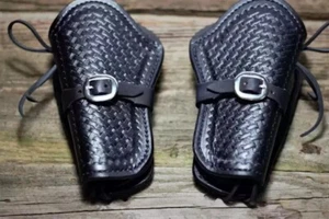 Western Gun Holster Tooled Leather with Cowboy Revolver for 22 35 387 45 - Picture 1 of 3