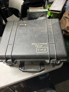 Pelican 1560 Waterproof Rolling Carry On Case Black With Extended Handle Wheels - Picture 1 of 7