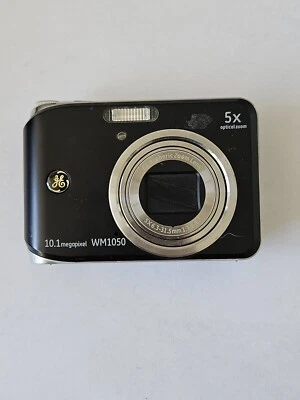 Ge 10.1 Megapixel Digital Camera Wm1050 5x Optical Zoom  - Image 1 of 4