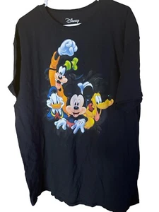 CAMISETA NEGRA DISNEY XL CON MICKEY Y PANDILLA - Imagen 1 de 2
