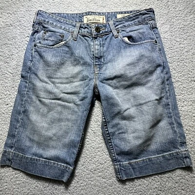 Pantalones cortos vaqueros de tiro bajo Levis Strauss Signature talla miss 10 Mid Mom Foto 1 de 4